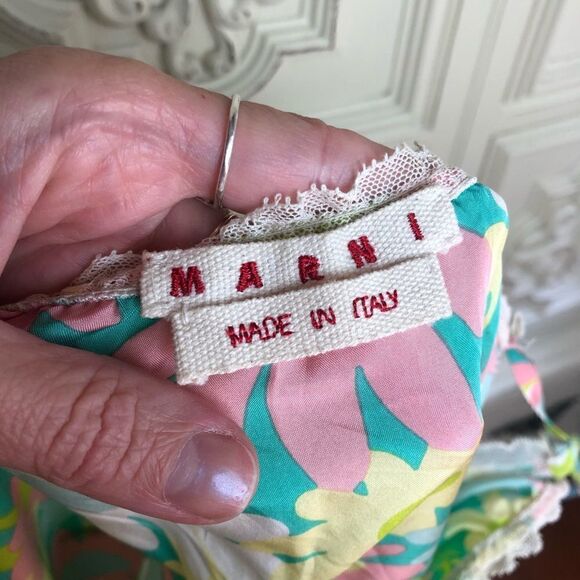 Marni Italy silk floral sleeveless blouse size XS - Picture 4 of 8